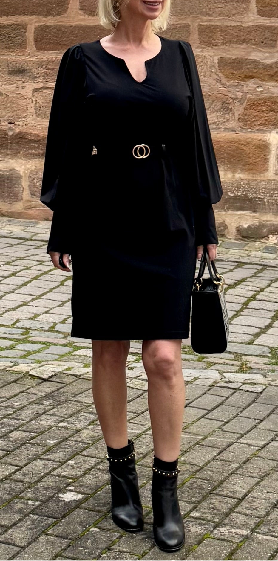 Kleid.