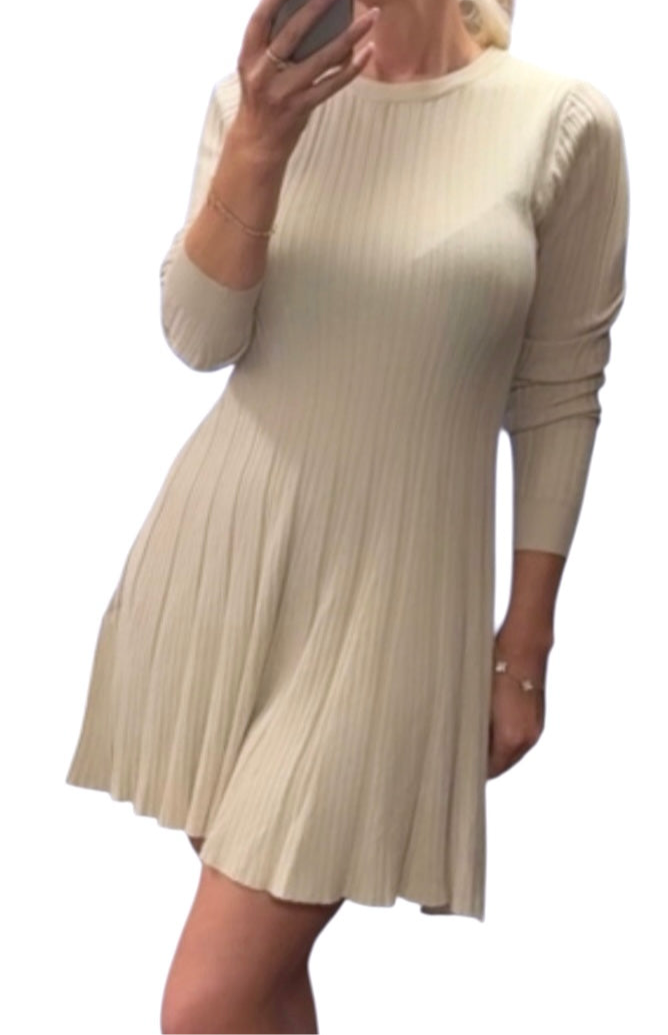 Kleid.