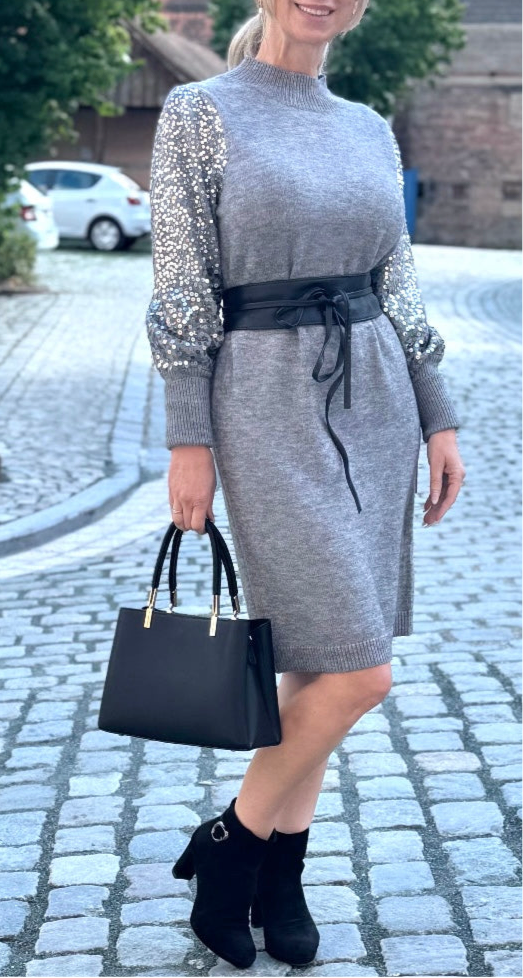 Kleid.