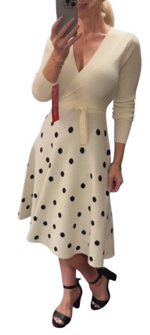 Kleid.
