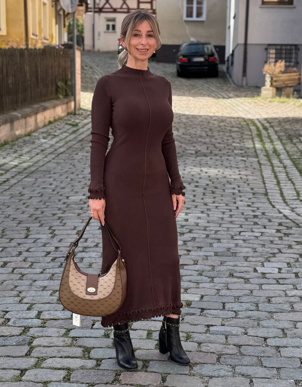 Kleid.