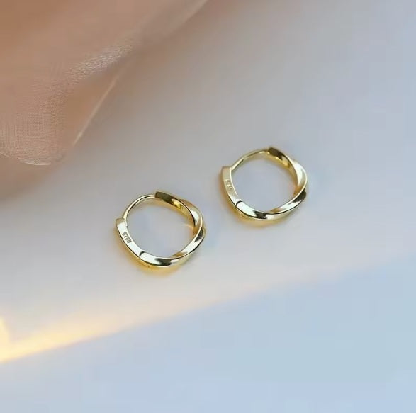 Ohrringe aus 925er Sterling-Silber, wellige Creolen, 1,5cm